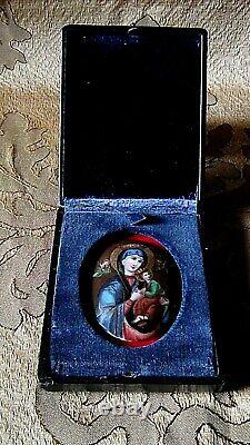 ANTIQUE19c RUSSIAN IMPERIAL PAINTED ON PORCELAIN VIRGIN MARY TRAVEL ICON IN CASE