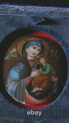 ANTIQUE19c RUSSIAN IMPERIAL PAINTED ON PORCELAIN VIRGIN MARY TRAVEL ICON IN CASE