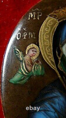 ANTIQUE19c RUSSIAN IMPERIAL PAINTED ON PORCELAIN VIRGIN MARY TRAVEL ICON IN CASE