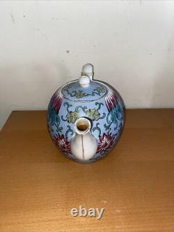 Antique 19C Imperial Russian Porcelain Tea Pot (Kuznetsov Factory) Soviet Era