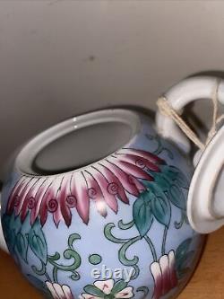 Antique 19C Imperial Russian Porcelain Tea Pot (Kuznetsov Factory) Soviet Era