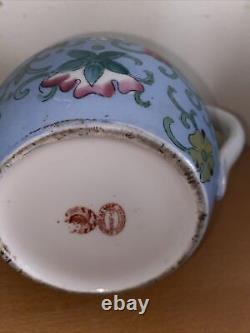 Antique 19C Imperial Russian Porcelain Tea Pot (Kuznetsov Factory) Soviet Era