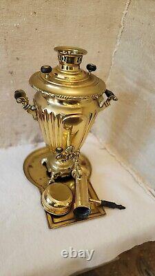 ANCIEN SAMOVAR IMPÉRIAL RUSSE AVEC PLATEAU-BATASHEV-TULA, Bol, Cheminée au Charbon