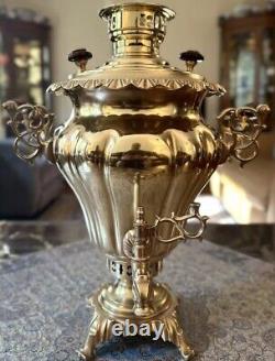 Ancien samovar impérial russe