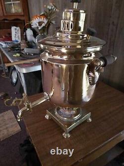 Ancien samovar impérial russe en laiton, Tula 18