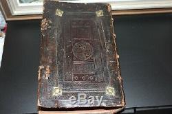 Antique Énorme Livre Imperial Bible Russie Illuminated De Saint Kyrill De Moscou 1644