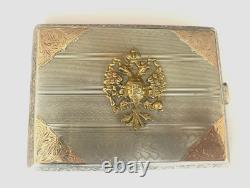 Boîte à cigarettes en argent 88 de l'ère russe impériale de Fabergé avec des récompenses Exc. P. I. Auteur du Gild.