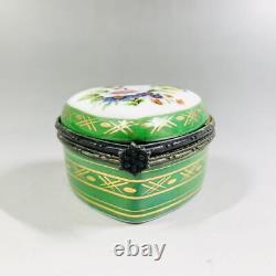 Boîte à pilules en porcelaine impériale antique russe 0621-Ga211 en bon état d'occasion