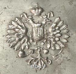 Calendrier en aluminium dédié à la dynastie des tsars Romanov de la Russie impériale en 1913