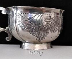 Catherine II Antique Imperial Russian Silver Charka Chased Vodka Cup du 18e siècle