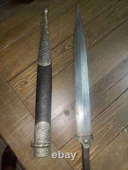 Dague impériale russe antique, Kindjal géorgien et épée caucasienne