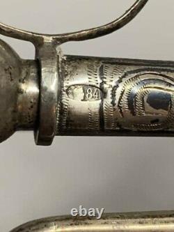 Flacon de parfum impérial russe en argent antique 84 avec chaîne en nielle du Caucase rare du 19ème siècle
