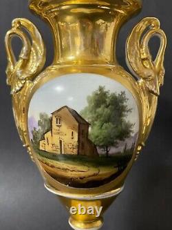 Grande paire de vases en porcelaine dorée russe impériale du XIXe siècle (Gardner)