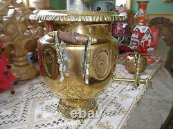 Le plus rare antique, énorme samovar en laiton impérial du Tsar de 1912