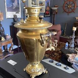 Magnifique grand samovar en laiton antique impérial russe daté