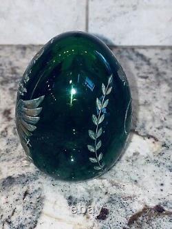 Oeuf de Pâques en verre taillé vert de grande taille de l'Empire russe antique de Nicolas Ier avec aigle doré