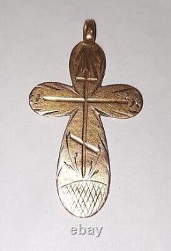 Pendentif croix antique en or 14 carats de l'ère impériale russe 1872, gravé à la main.