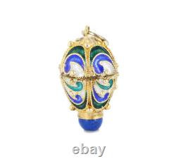 Pendentif de charme russe en argent antique, émail doré et lapis-lazuli