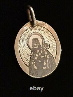 Pendentif en argent antique de l'empire russe SOKOLOV avec une icône religieuse orthodoxe russe