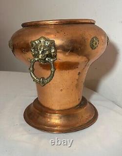 Rare antique 1800's dovetailed Imperial Russian copper brass pot planter vase<br/>
	
<br/>	
 Rareté antique des années 1800, vase de pot en cuivre et laiton russe impérial à queue d'aronde