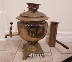 Samovar antique de Mikhail Tulyakov de la Russie impériale. Forme unique. RARE