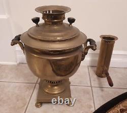 Samovar antique de Mikhail Tulyakov de la Russie impériale. Forme unique. RARE