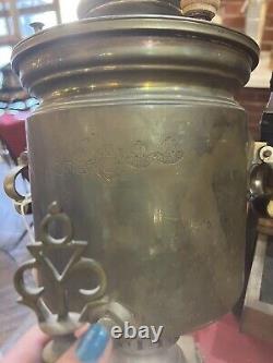 Samovar en laiton impérial russe de 1850, urne à café antique