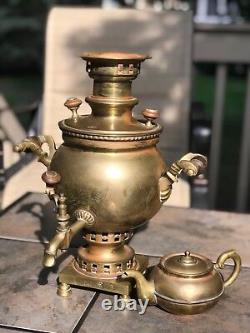 Samovar en laiton russe Tzar impérial Tula BATASHOV, antique le plus rare de la meilleure qualité