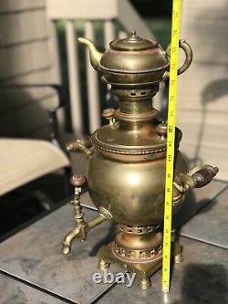 Samovar en laiton russe Tzar impérial Tula BATASHOV, antique le plus rare de la meilleure qualité