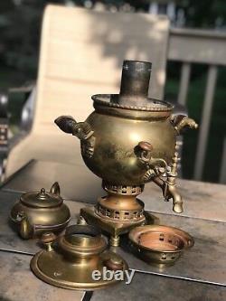 Samovar en laiton russe Tzar impérial Tula BATASHOV, antique le plus rare de la meilleure qualité