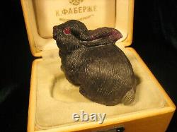 Sculpture Impériale Russe D’animal Miniature Dans La Conception En Bois De Faberge De Boîte
