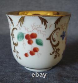 Tasse en porcelaine antique de l'Empire russe de la fabrique Frère Novii