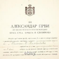 Tsar Czar Alexandre II Signe un Document Autographié sur la Couronne de Serbie à Downton Abbey