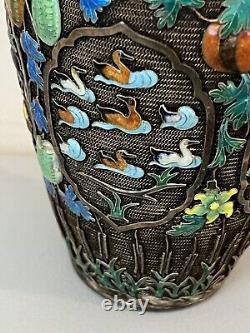 Vase en argent doré émaillé de style impérial russe vintage