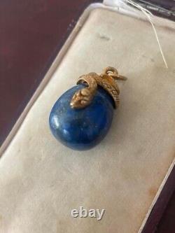 Œuf impérial en lapis lazuli antique avec monture en argent doré Estampillé 84